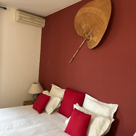 Bed and Breakfast La Bruceliere Issigeac Exterior foto